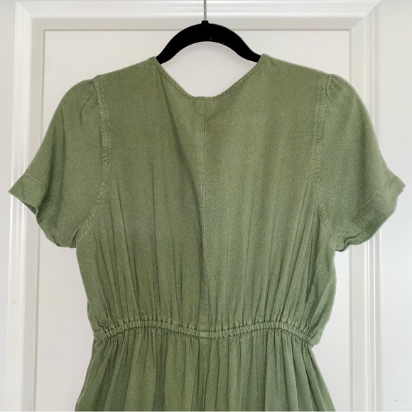 Old Navy Women’s Jumpsuit, Linen-Blend, Short Sleeve, Sage Green, SMALL PETITE - Picture 11 of 14